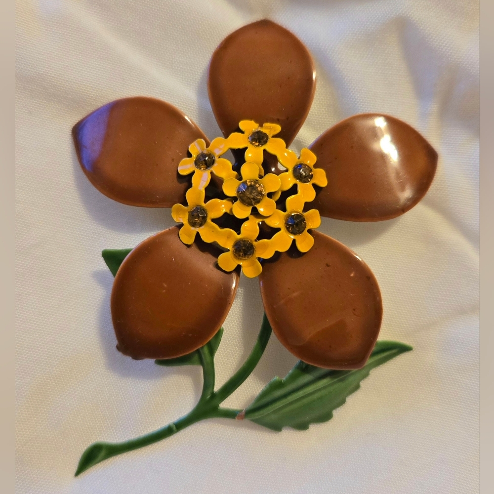 Vintage Mid Century Metal Enamel Flower Brooch w/ Stem Brown w/ Amber Rhinestone
